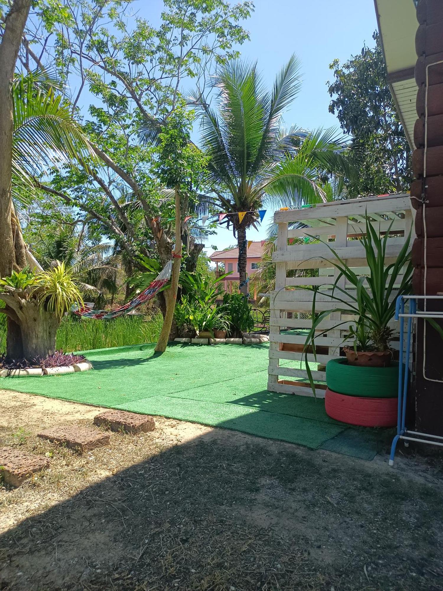 บาคัสโฮมลอร์ด Vila Haad Chao Samran Exterior foto